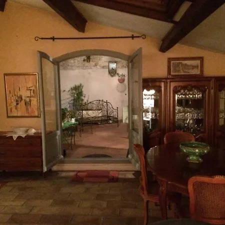 Feriehus Maison De Maitre In Historic Town Centre *